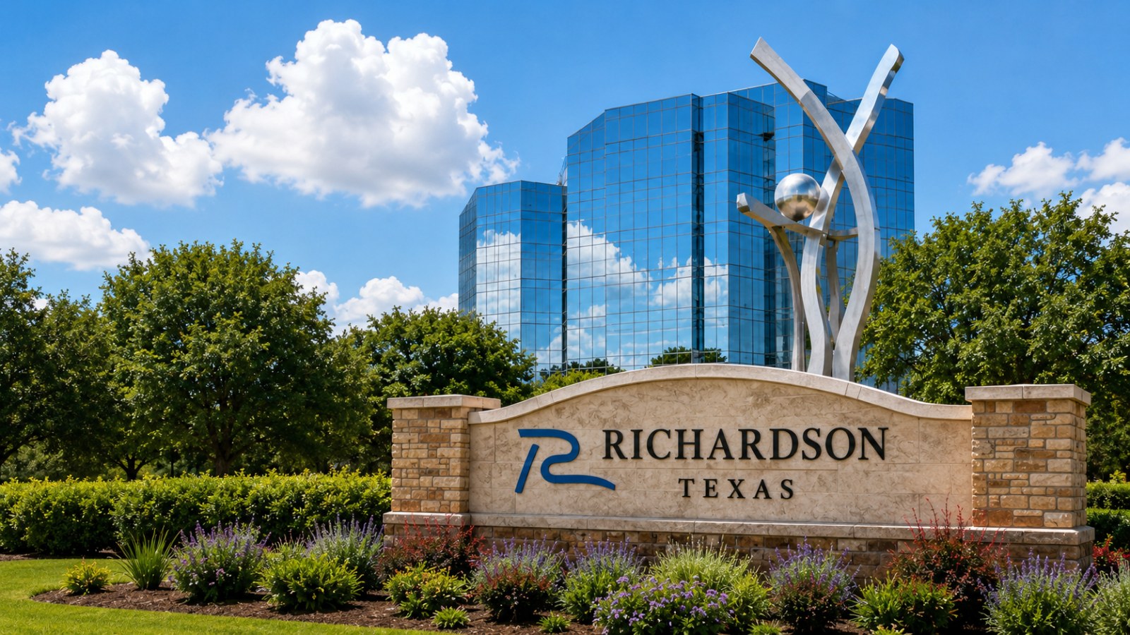 Richardson, Texas community and residential streetscape